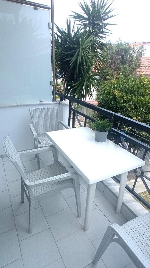 Villa Thalassa Apartments Пефкохорі Екстер'єр фото