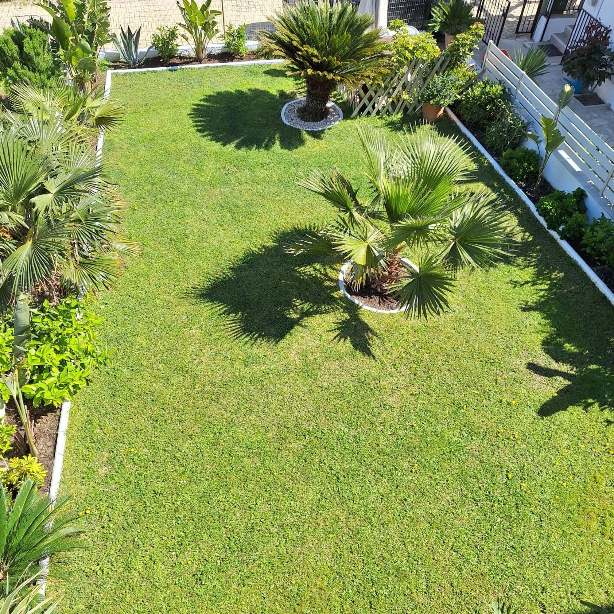 Villa Thalassa Apartments Пефкохорі Екстер'єр фото